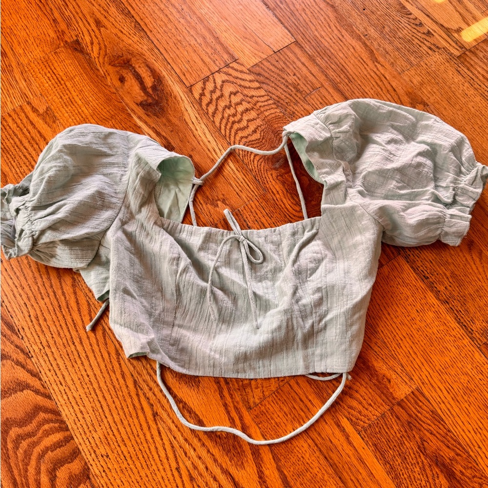Elegant Gray Puff Sleeve Top